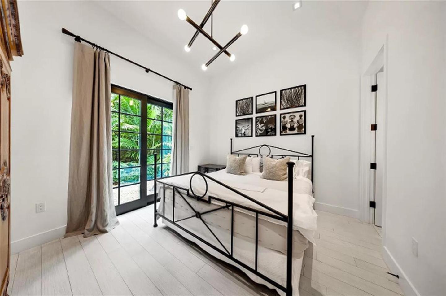 Tons Of Natural Light Private Star Home Miami Bagian luar foto